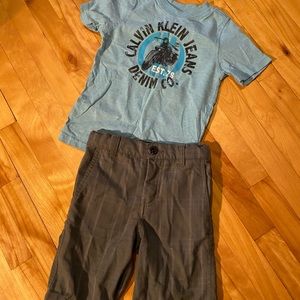 Calvin Klein t-shirt kid size 4 (3/25$)